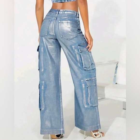 Platinum Glam Luxe Cargo Jeans - Picture 10 of 16